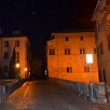 Scorcio notturno del centro storico 1 - Viterbo (Lazio)